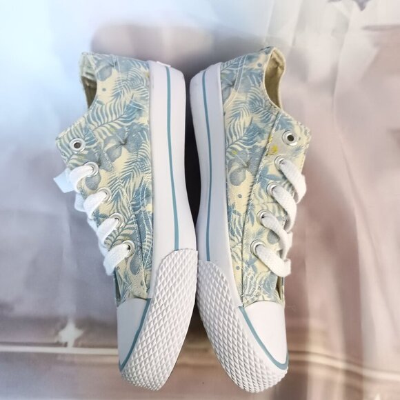 Airwalk Legacee Canvas Floral Sneakers Size 7 NWOB Blue Cream Casual Shoes - Picture 8 of 8